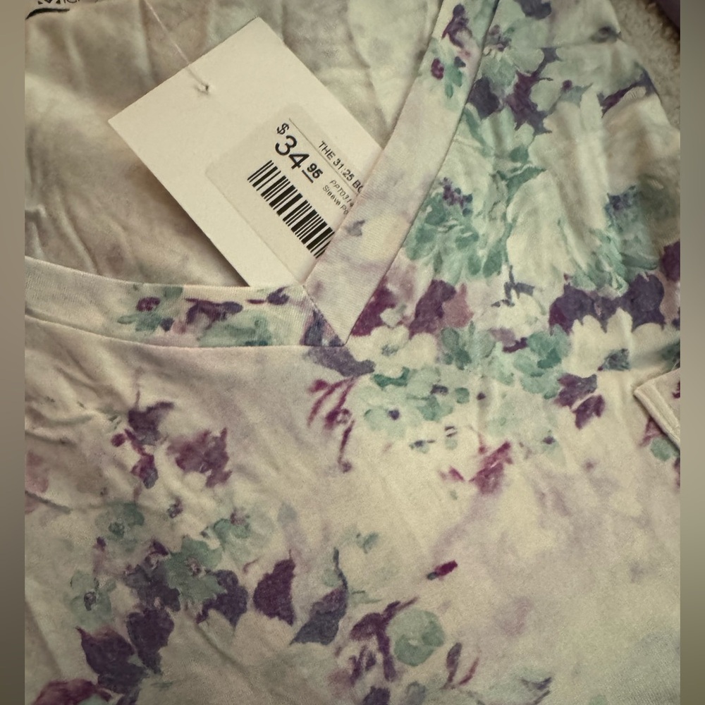 Soft tee - Picture 2 of 2